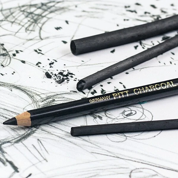 Přírodní uhel Faber-Castell Pitt Monochrome - tvrdost M