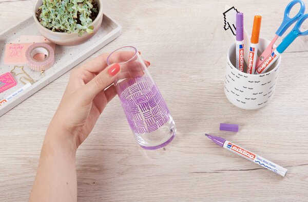 Lakový popisovač EDDING PAINT MARKER 751 bílý